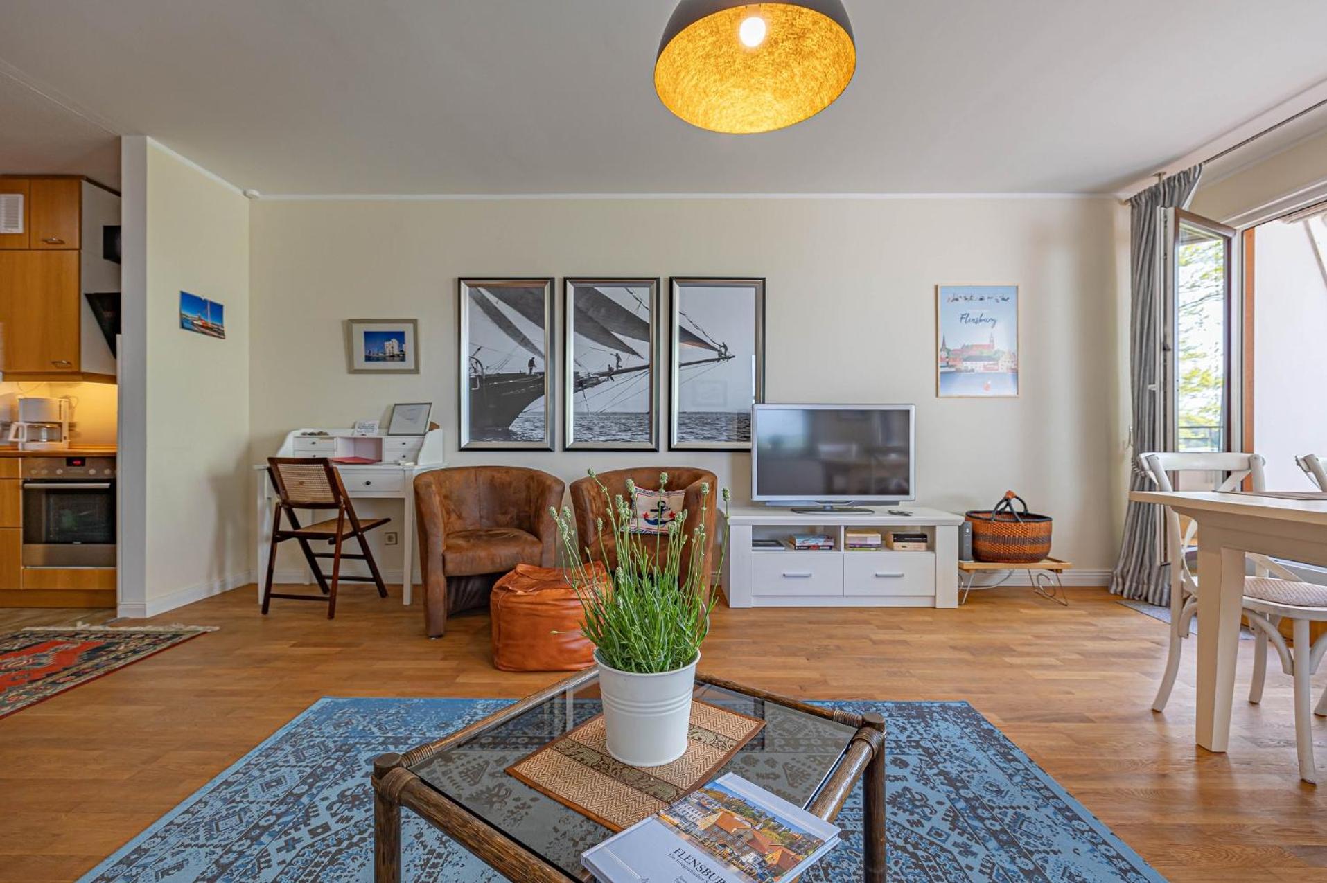 Fewo1846 - Eastside - Komfortables Apartment Im 2 Og Mit Balkon Und Tg-Stellplatz Flensborg Eksteriør billede