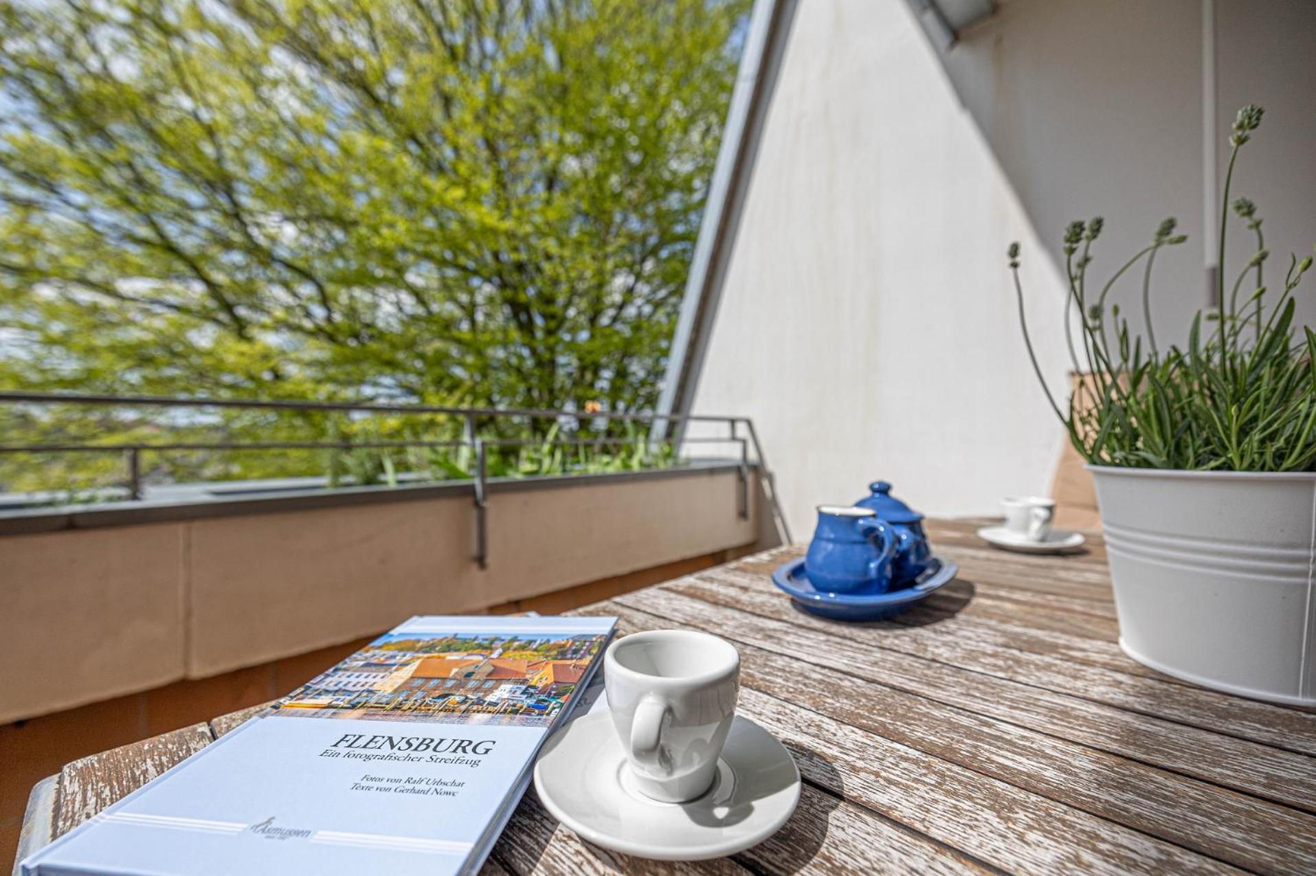 Fewo1846 - Eastside - Komfortables Apartment Im 2 Og Mit Balkon Und Tg-Stellplatz Flensborg Eksteriør billede