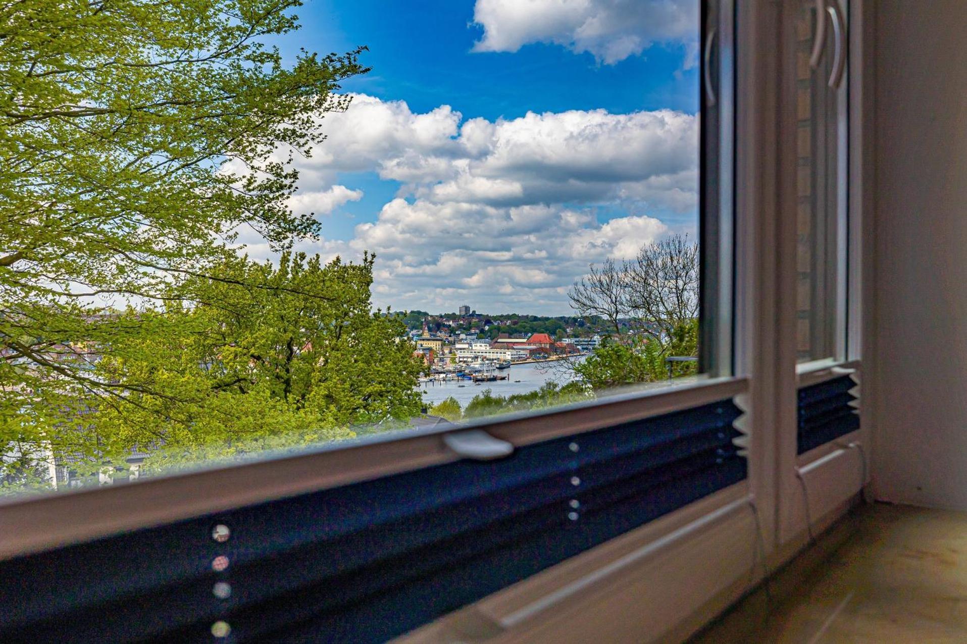 Fewo1846 - Eastside - Komfortables Apartment Im 2 Og Mit Balkon Und Tg-Stellplatz Flensborg Eksteriør billede